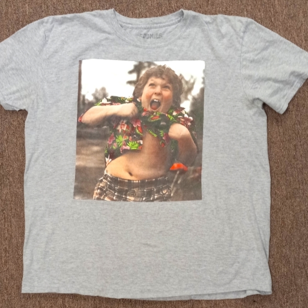 Men's XL Goonies, Nipple Action, Gray Short Sleeve Cotton T Shirt.